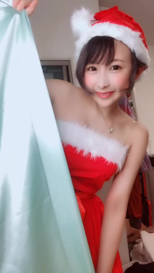 【サンタコスプレのS級美女】【うんぱい】#フリーズチャレンジ #tiktokxmas