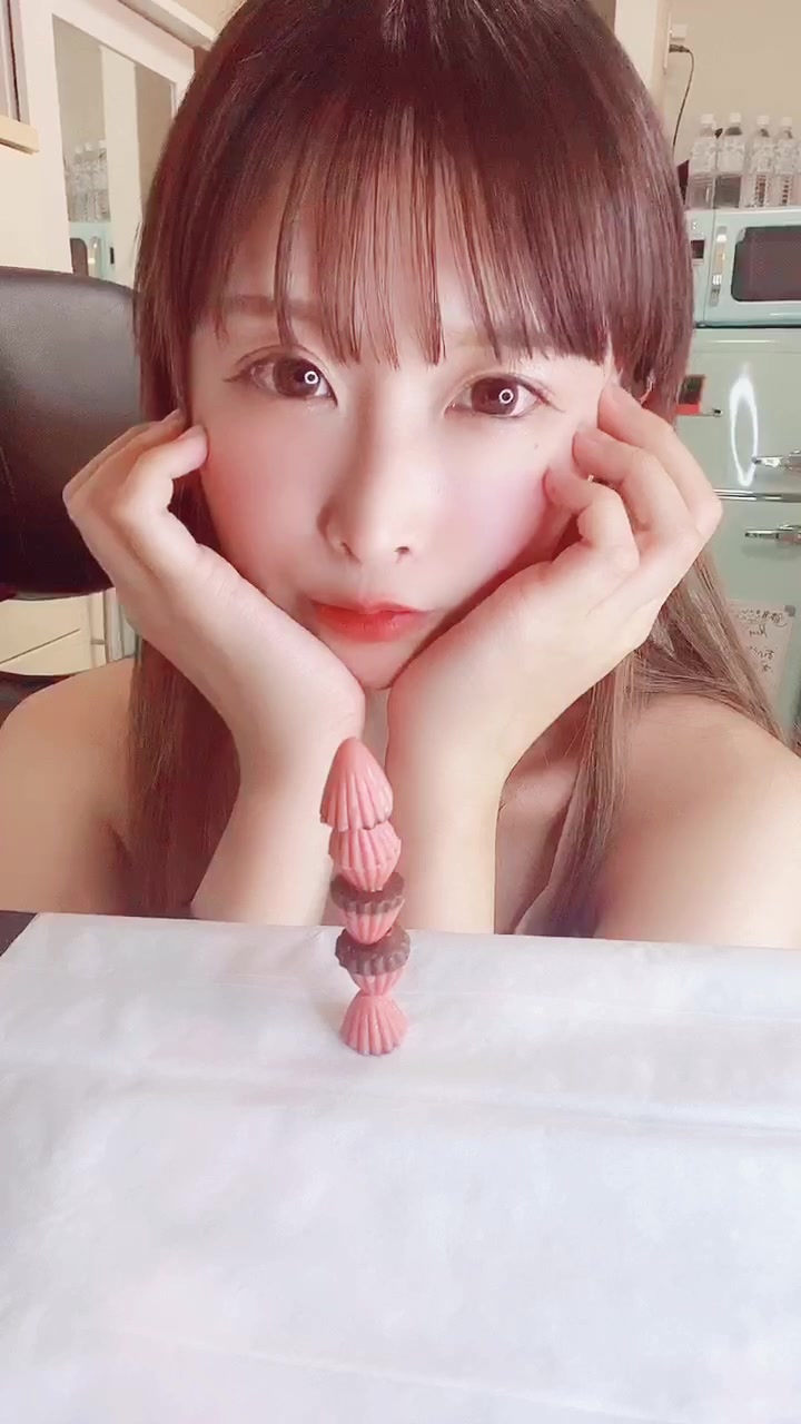 【S級美女】【うんぱい】ひまです　#アポアポポアロ #ムカつく顔 #暇です