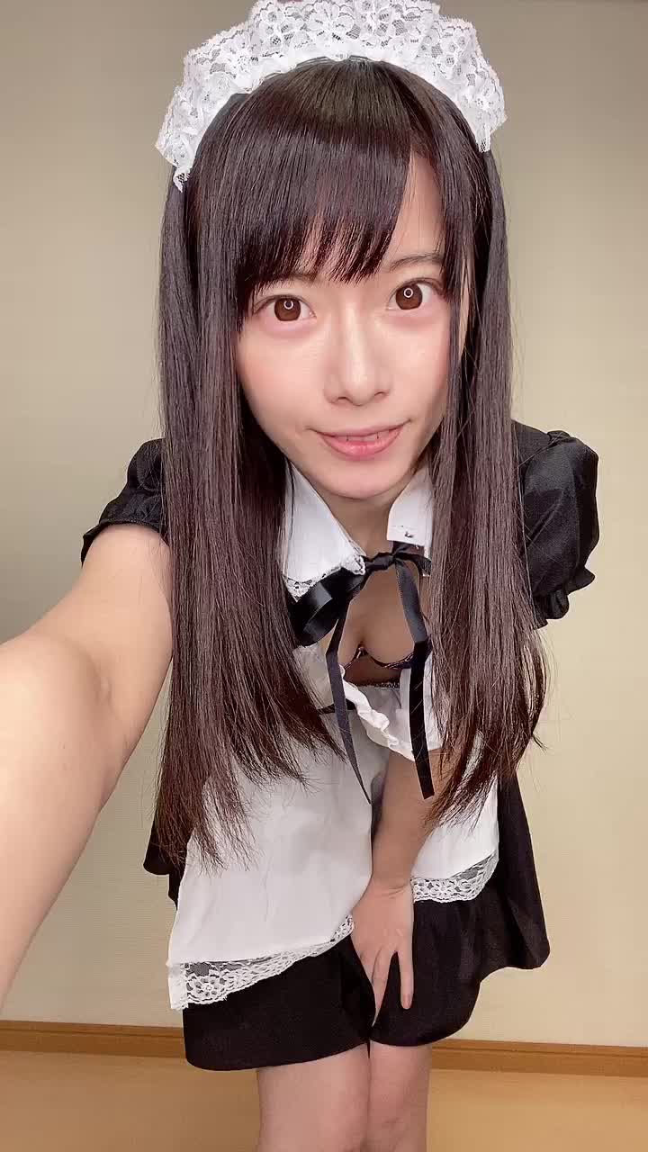 【可愛い谷間を見せてくれるメイドコスプレ美女！】【天津いちは】#ダンスできない #女佣