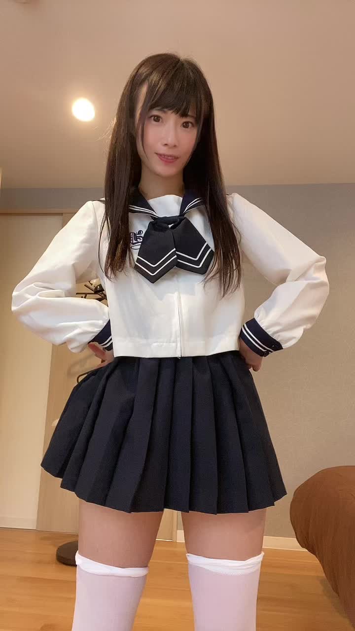 【ミニスカセーラー服JKの腰振りダンス】【天津いちは】#japanesegirl #sailor #cosplay