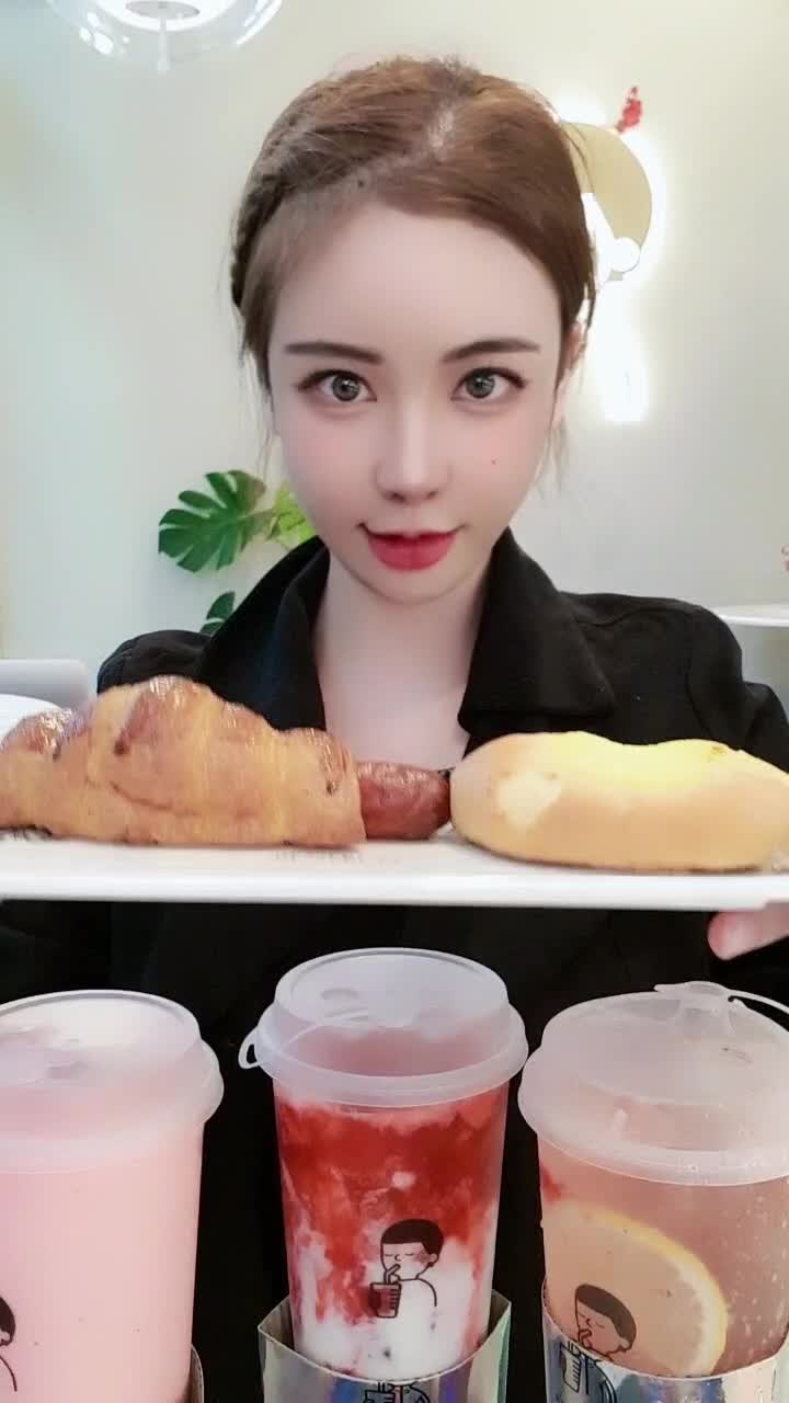 【S級美女】【S級美女の食事】#광고 리유저블 텀블러사용&환경캠페인진행하는my최애디저트39카페♥️#디저트39 #dessert39 #선한 기업 #친환경기업 #제로웨이스트#Zerowaste #틱톡음료 #틱톡푸드 #틱톡디저트 #Dessert #Dessertcafe #협찬#카페추천 #디저트39메뉴추천#완벽메이크업