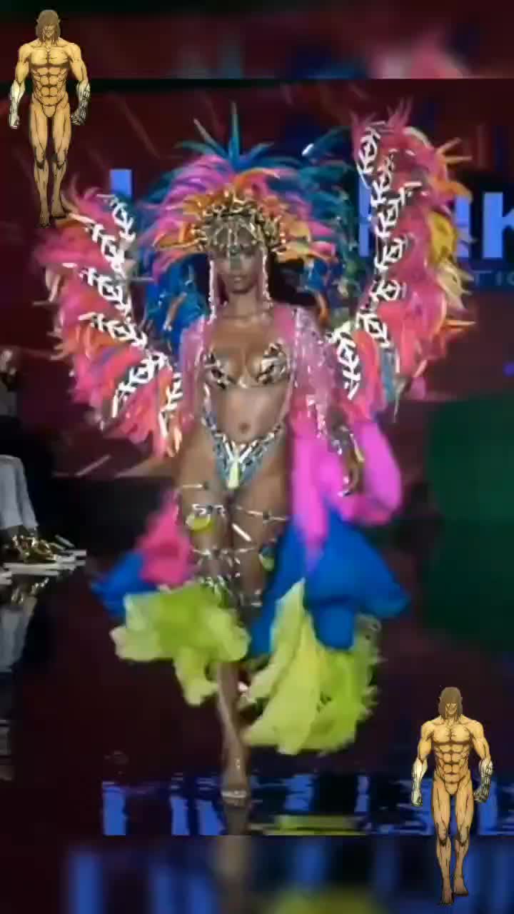 【クジャクの様に美しいランウェイモデル海外美女】Samba Fashion Show in South America