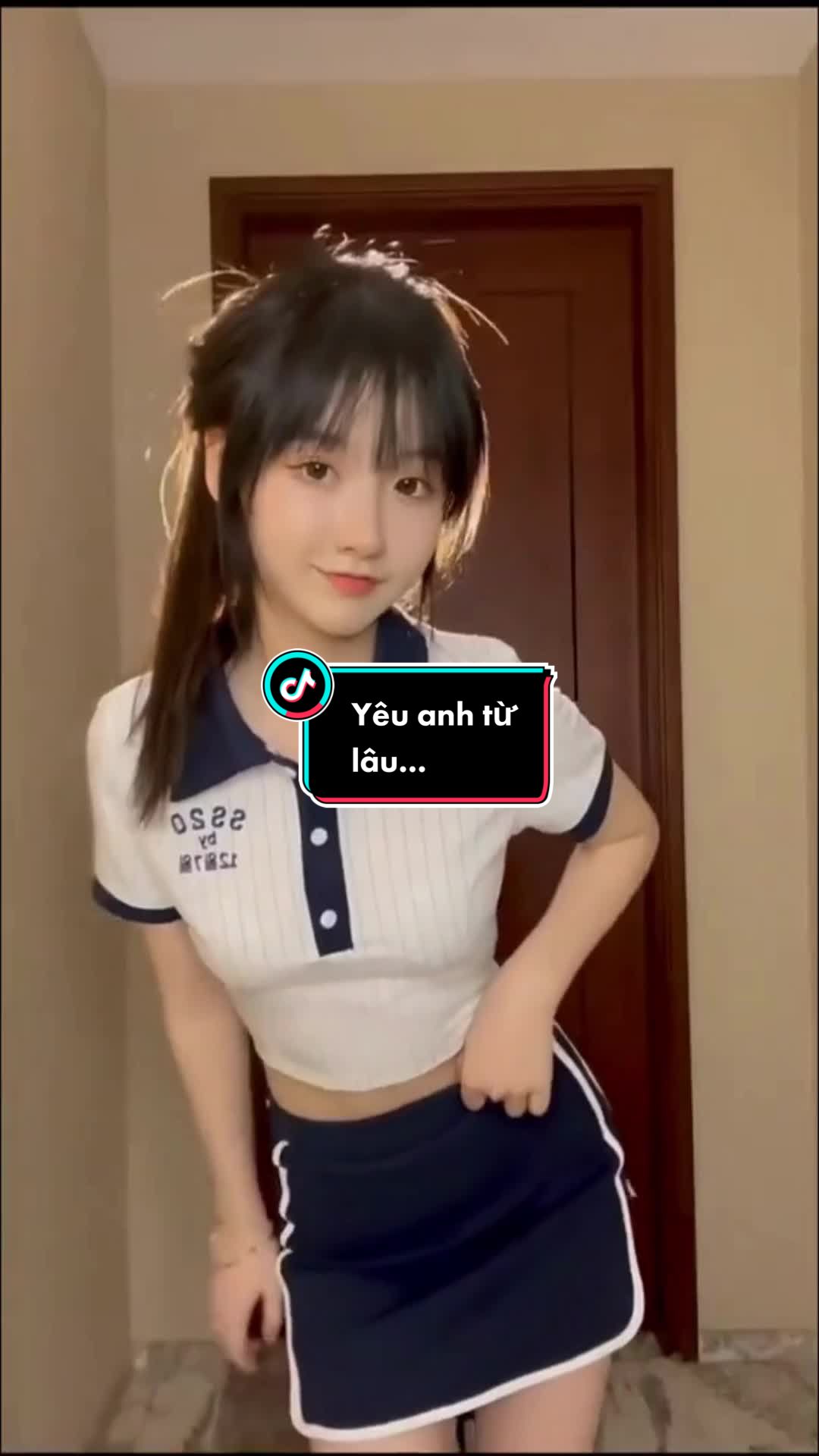 【くねくねダンスをひろうしてくれる美少女】Yêu anh từ lâu... #foryou #sexydance #gaixinh #xuhuong