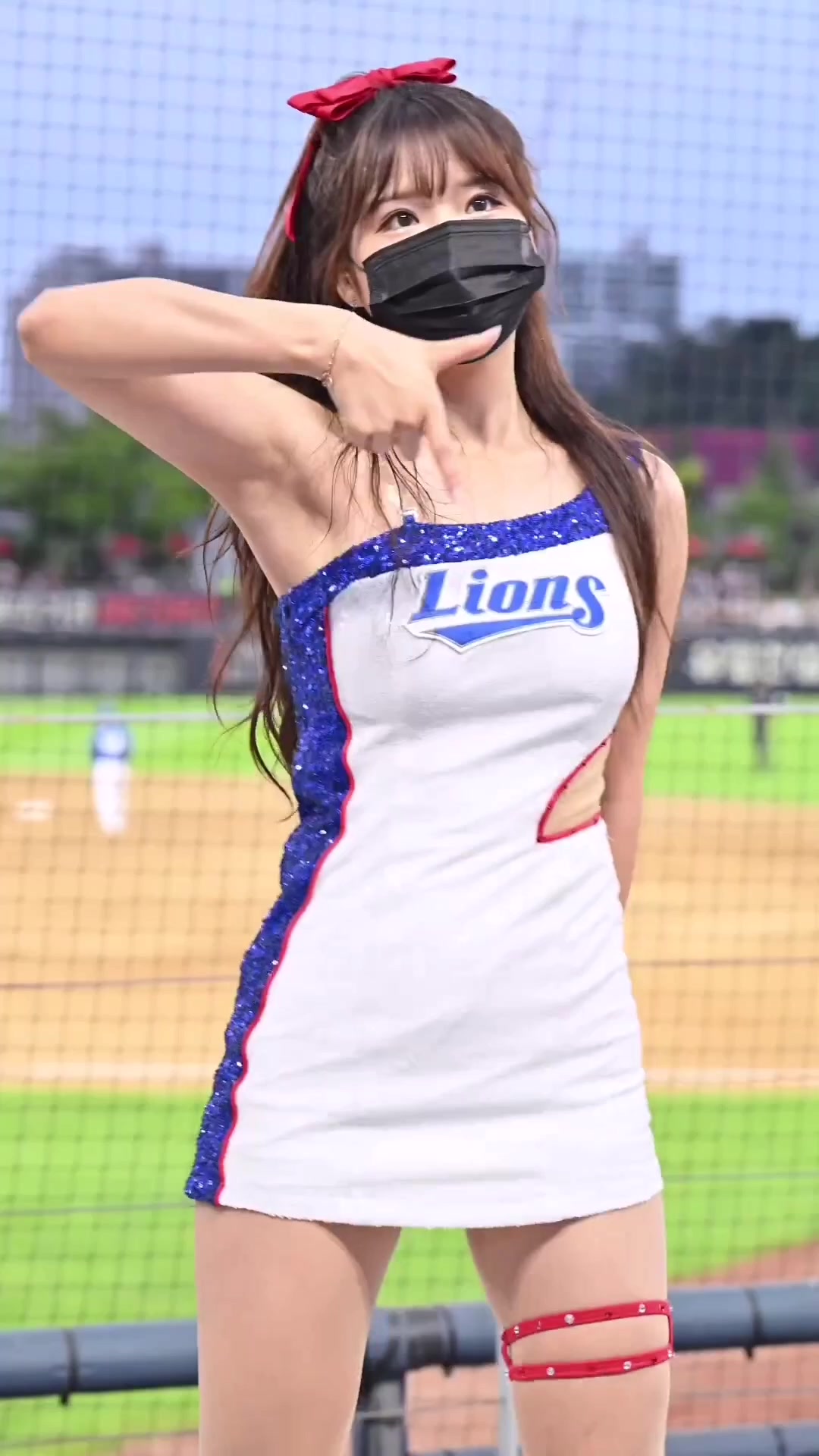 【マスク姿も可愛い韓国チアリーダー】#cheerleader #koreangirl #미인 #ผู้หญิงสวย