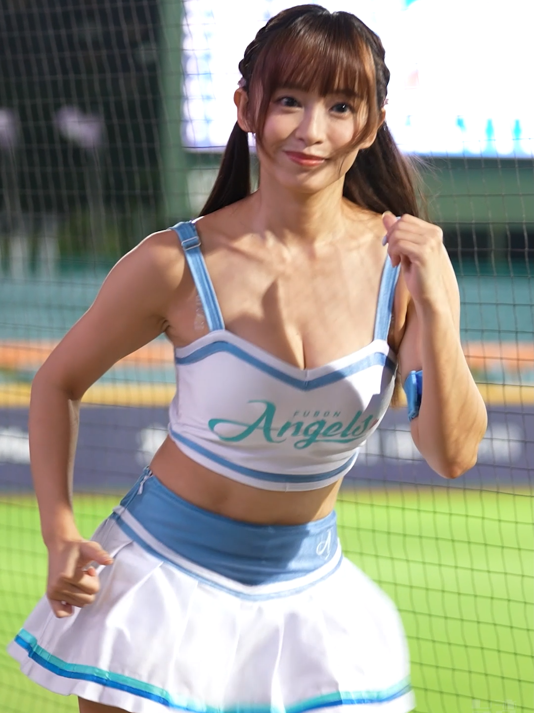 【ダンスも可愛過ぎ！超絶美形のチアリーダー！】Sexyで可愛い❤ #丹丹 #台湾チア #CPBL #中華職棒 #Cheerleader #치어리더 #新莊棒球場 #台湾チアTV #台湾チアガール